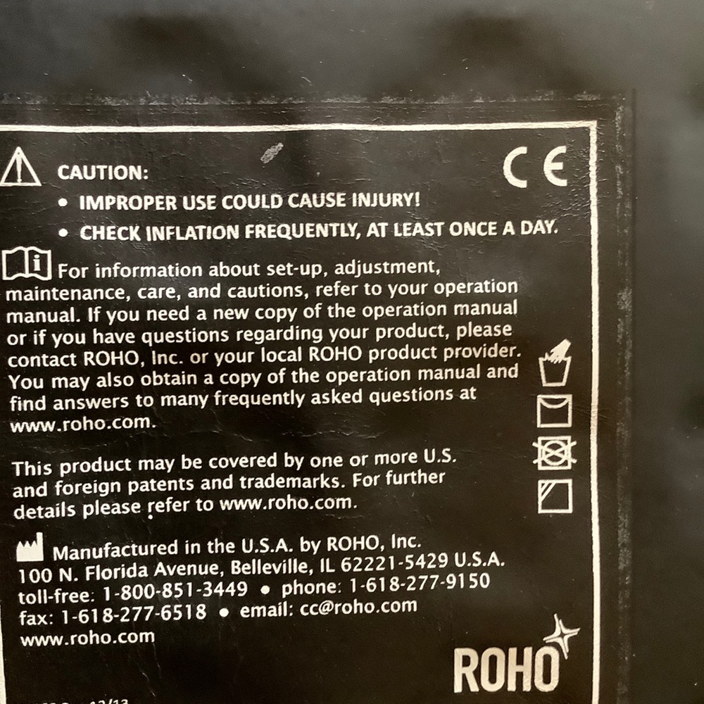 Roho Wheelchair high profile cushion w/air pump - Picture 6 of 7